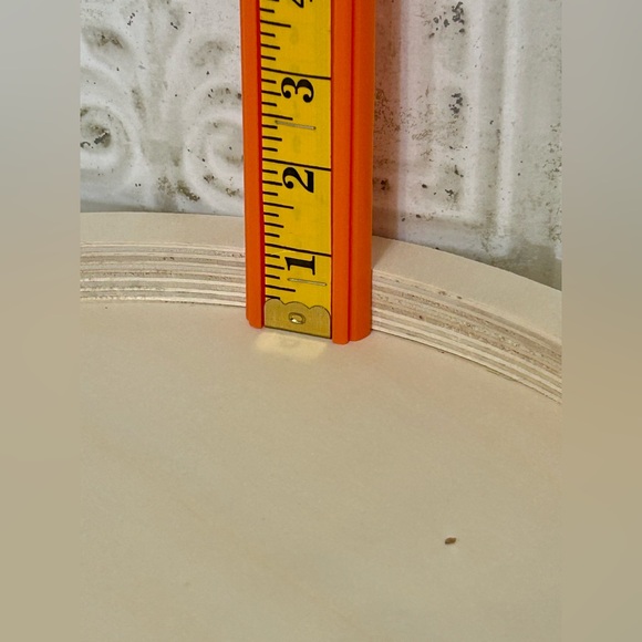 Unfinished  round Wooden Tray & baseball theme disc - Picture 3 of 5